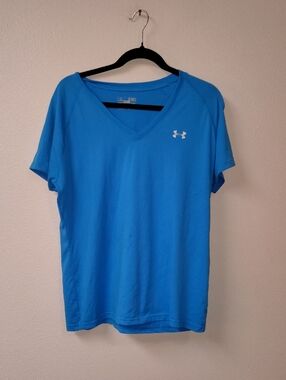 Under Armour Bright Blue V-Neck Performance Tee 44